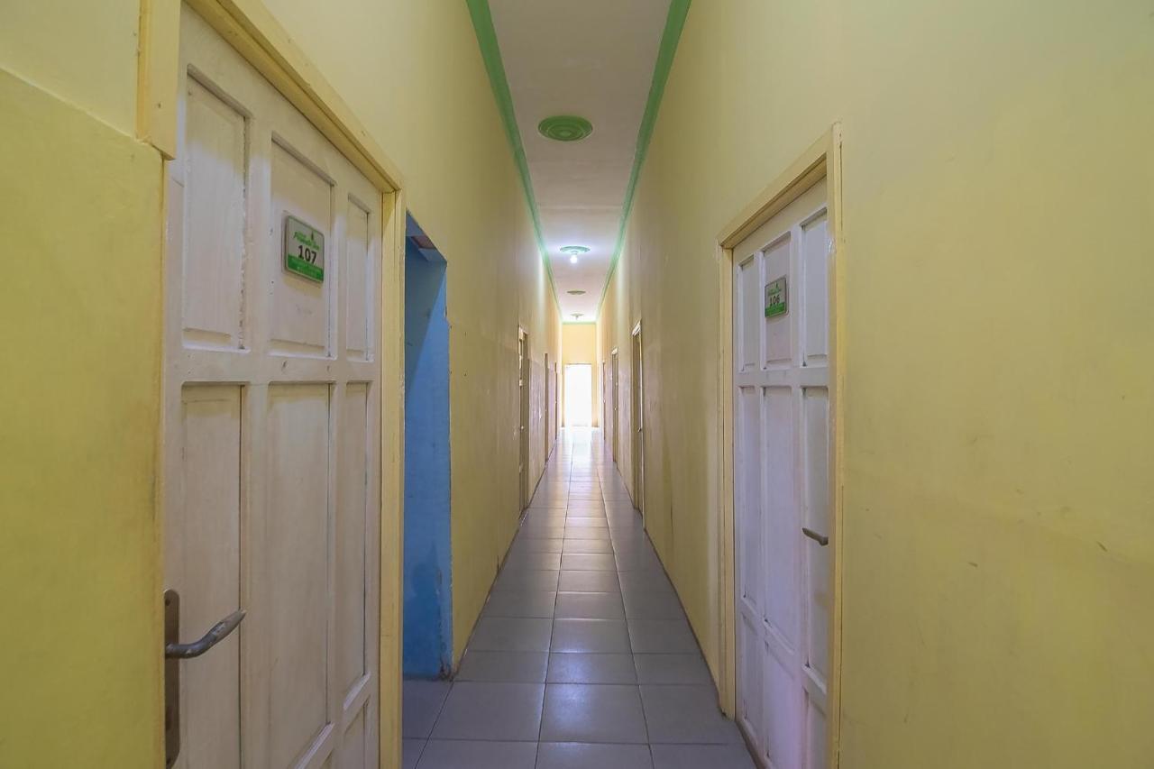Reddoorz Syariah At Jalan Cilik Riwut Kapuas Hotel Kualakapuas Екстериор снимка