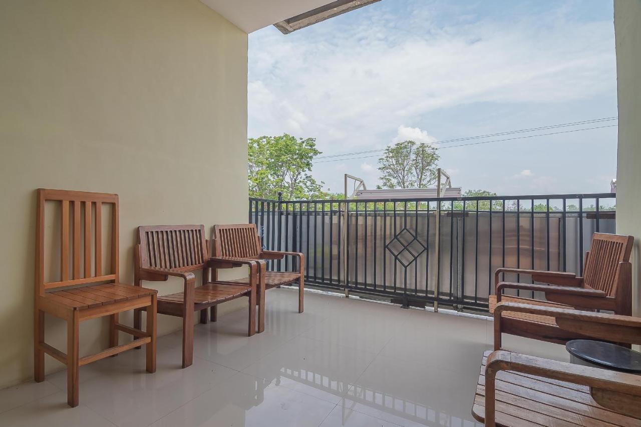 Reddoorz Syariah At Jalan Cilik Riwut Kapuas Hotel Kualakapuas Екстериор снимка