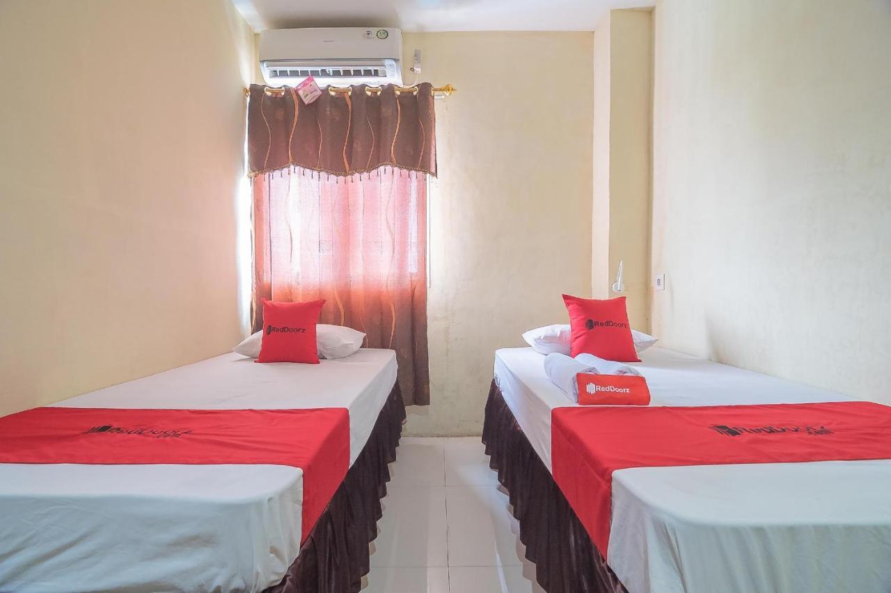 Reddoorz Syariah At Jalan Cilik Riwut Kapuas Hotel Kualakapuas Екстериор снимка